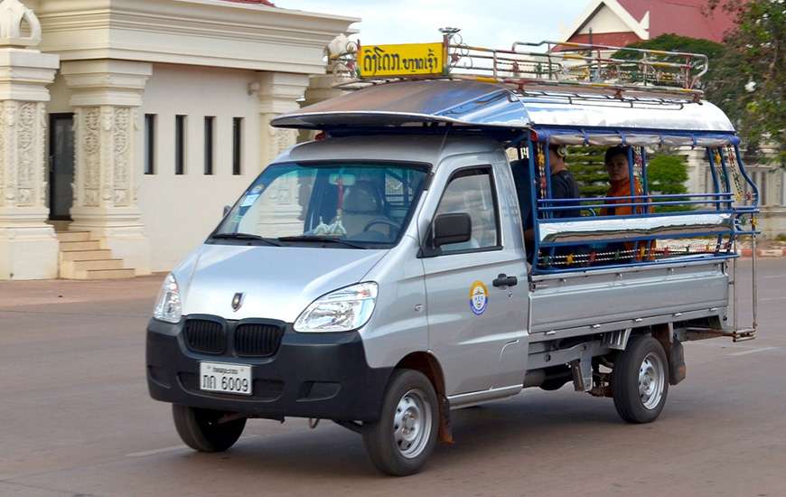 minibus in Laos