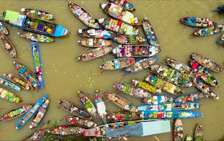 Cai Rang floating market, Can Tho