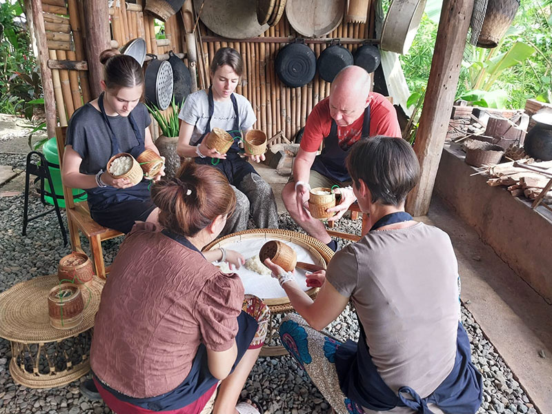 Learn to Cook Like a Laotian