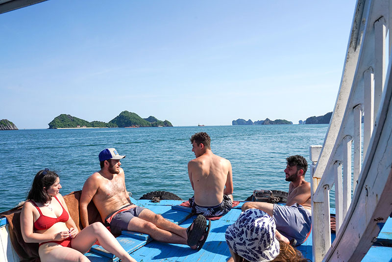 Lan Ha Bay Cruises & Kayaking Day Tour