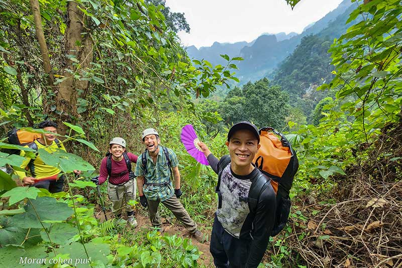 1 Week trekking central Vietnam