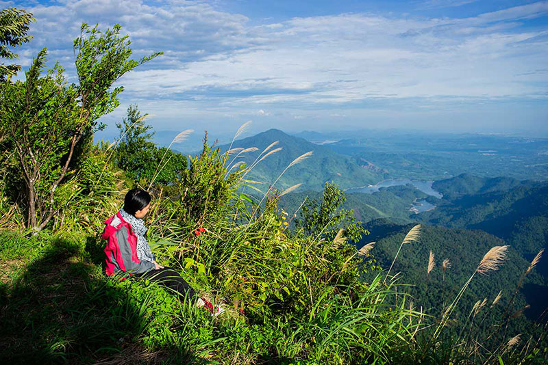 1 Week trekking central Vietnam