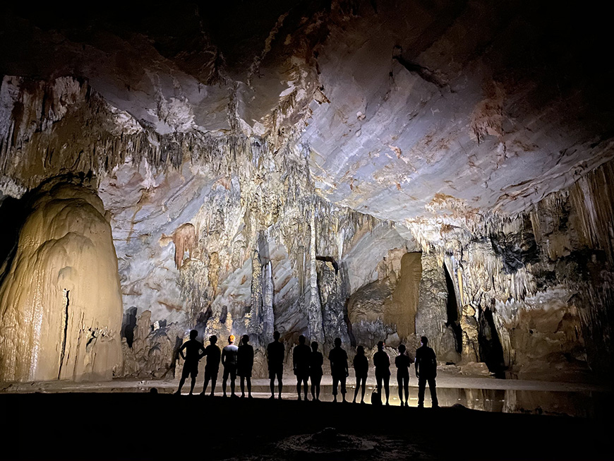 Our Top 5 most beautiful caves in Vietnam: a journey to the heart of the Earth