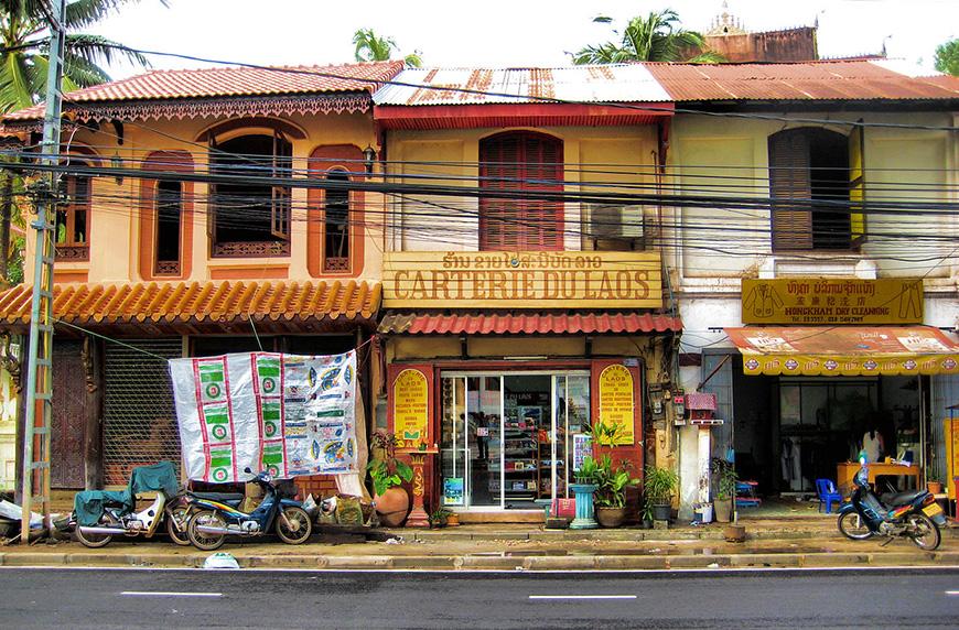 colonial-buildings