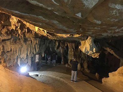Nguom Ngao Cave Cao Bang