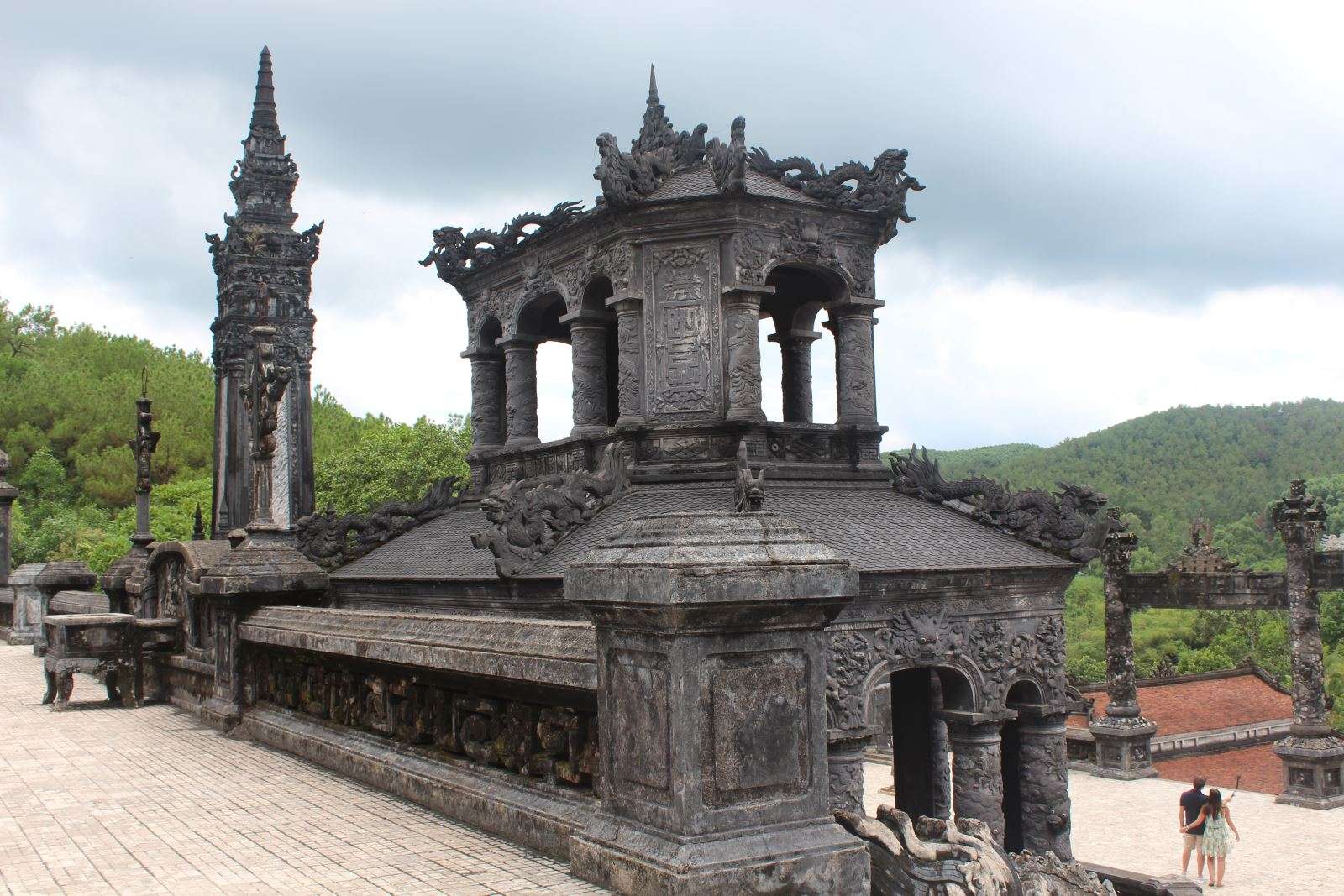 Tombe impériale de Khai Dinh, Hue