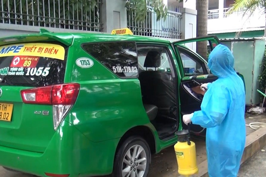 Mai Linh taxi prepares to serve Hanoi pandemic prevention