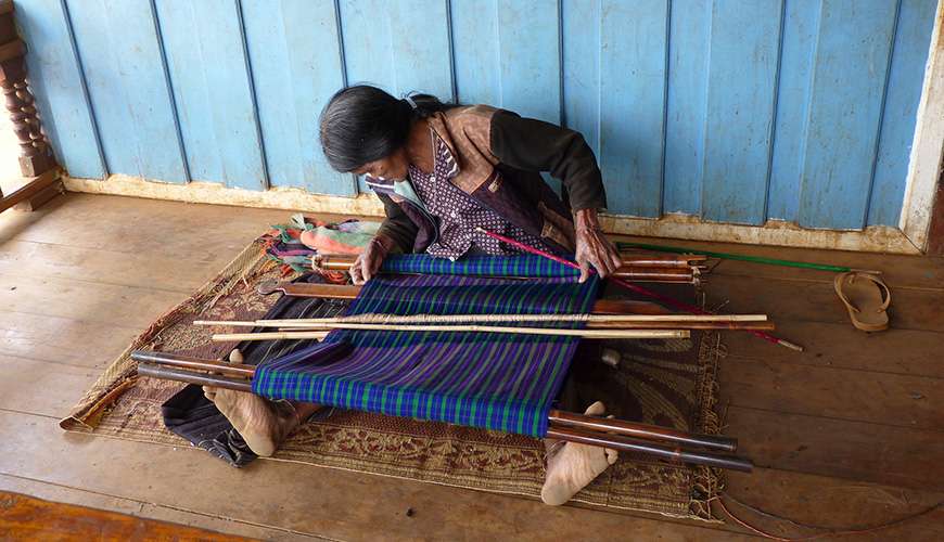 Artisanal crafts in Laos