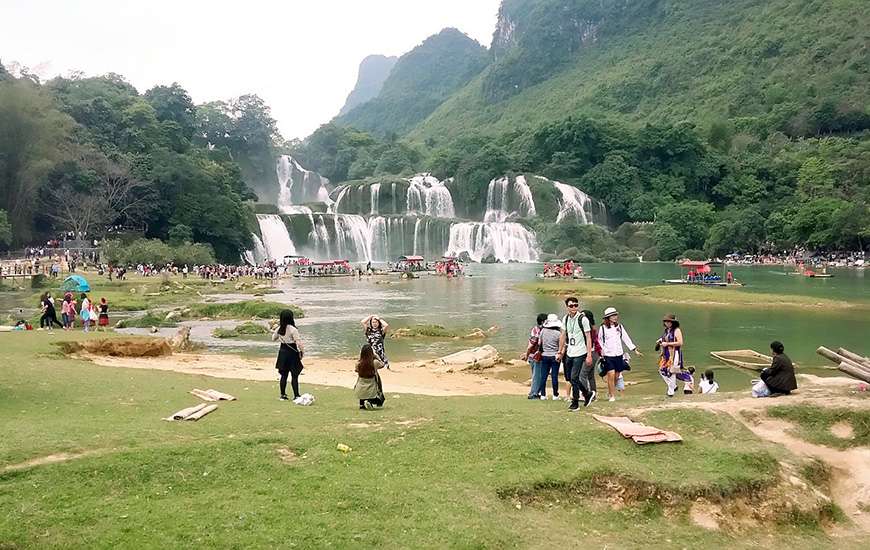 China-Vietnam waterfall adventure