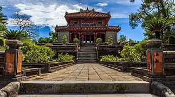 Discover the ancient cities of Hoi An & Hue 4 days 3 nights