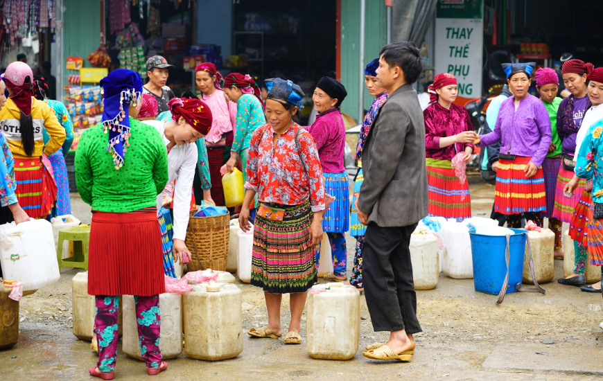 femmes-hmong